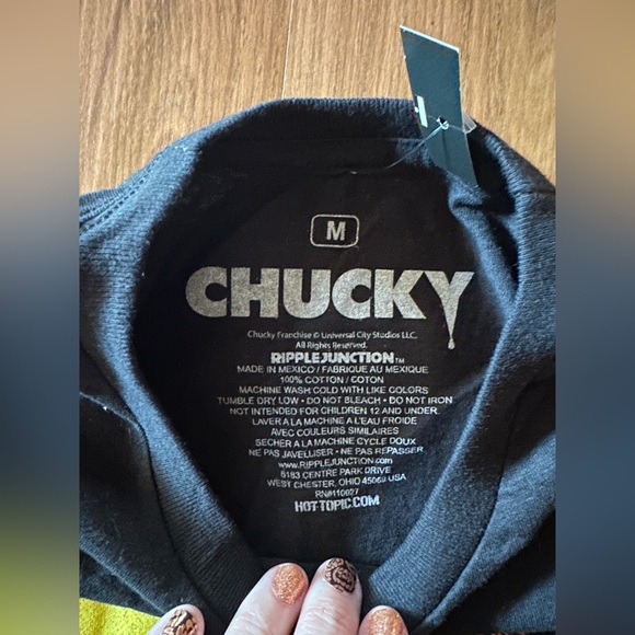 NWT Chucky Vintage Poster T-shirt size medium - Picture 5 of 7